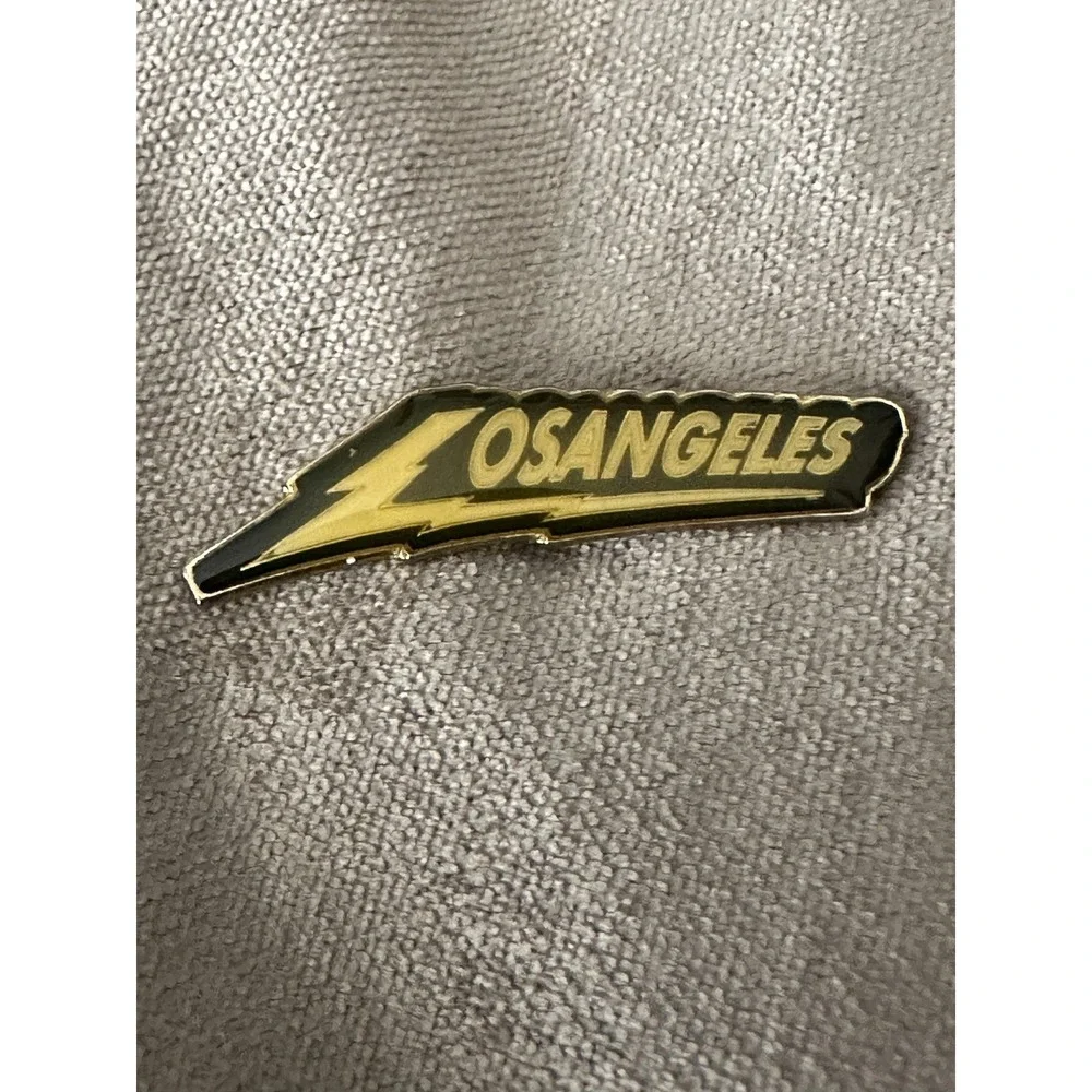 Brandy Melville Los Angeles Lightning Bolt Enamel Lapel Pin Gold Black Vtg Style